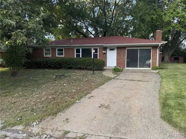 (undisclosed Address), Belleville, IL 62226