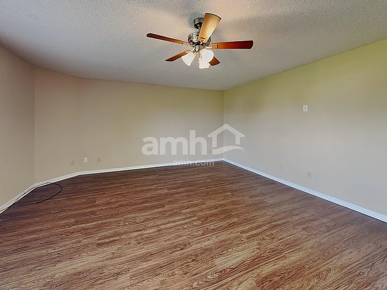 14470 Forsythia Ln — Photo 11