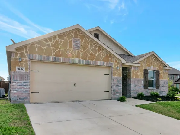 10200 Fox Haven Ct, Fort Worth, TX 76131