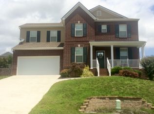 11615 Grove Hill Ln, Knoxville, TN 37932