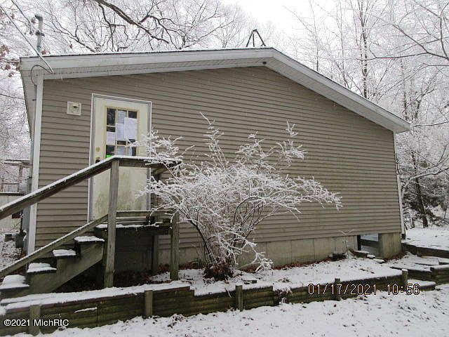 1st image of 1213 Martha Ct