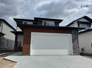 53 W Emmett Cres, Red Deer, AB T4P3G8