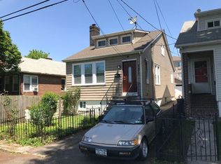 2475 Rohr Pl, Bronx, NY 10465