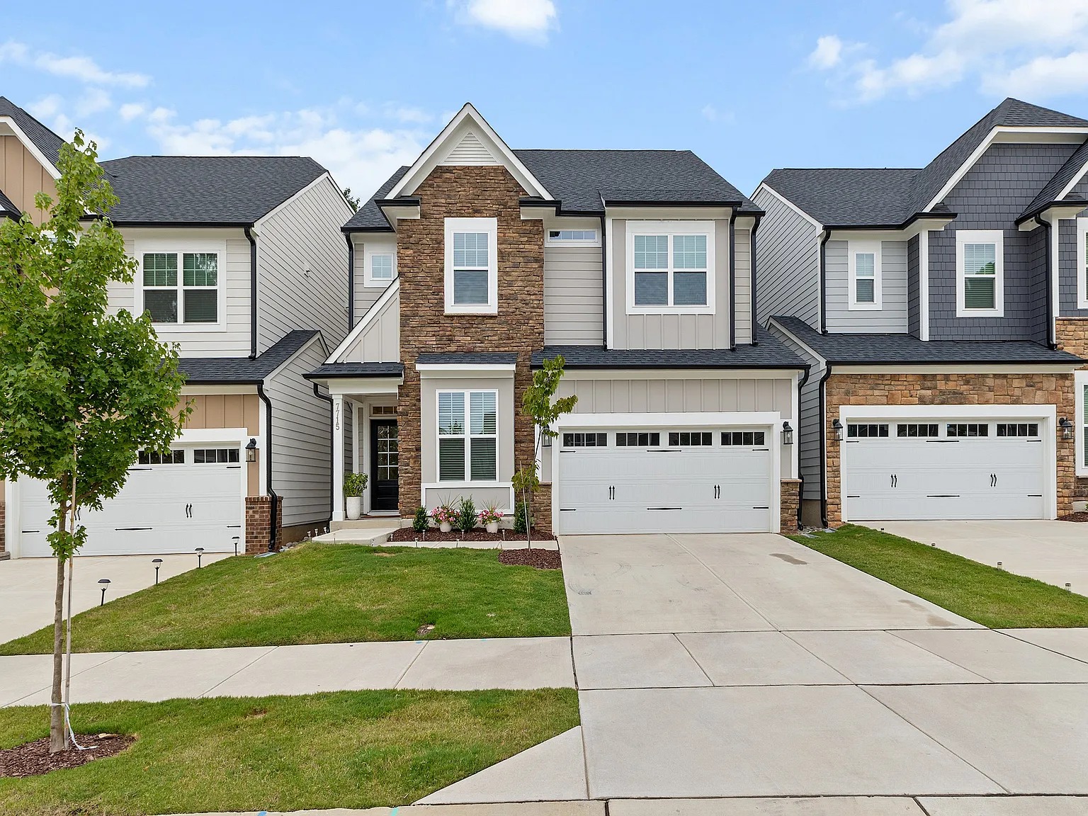 6 bed, 3171 sqft, $3,500 — Photo 4