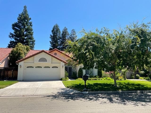 1st image of 9298 N Concord Dr