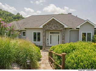 142 Horseshoe Trl, Barnardsville, NC 28709