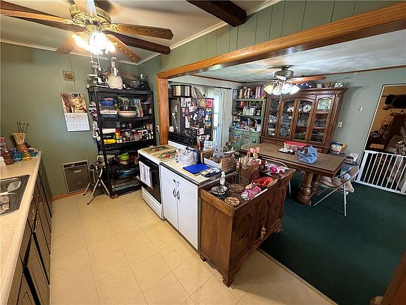 5th image of 112 Schoolhouse Rd