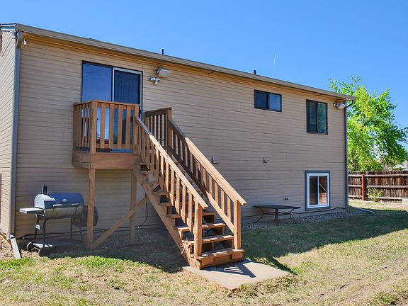 4th image of 1860 Logan St
