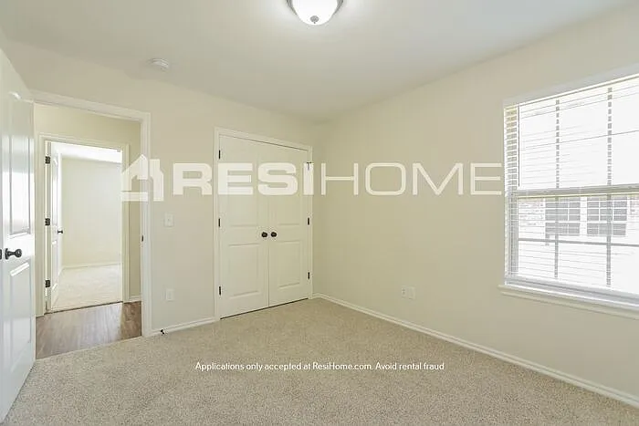 1541 NW 125th St — Photo 13