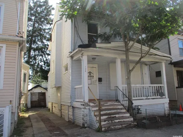 124 Terrace Avenue, Hempstead, NY 11550