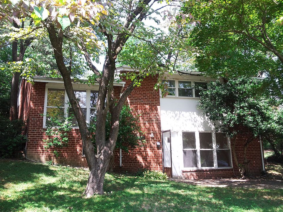 1st image of 5610 Iona Way