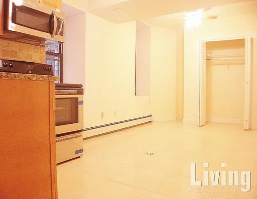 Rented by Living New York | media 18