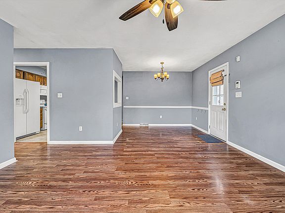 5th image of 4634 Trevino Cir NE