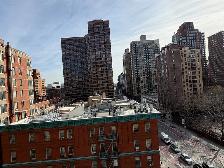 1500 Lexington Ave #8B — Photo 19