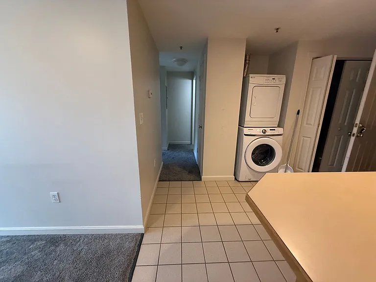 Pondsview Apartments — Photo 15