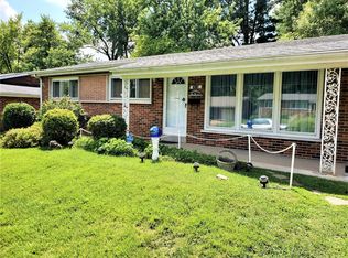 7618 Bermuda Ct, Saint Louis, MO 63121