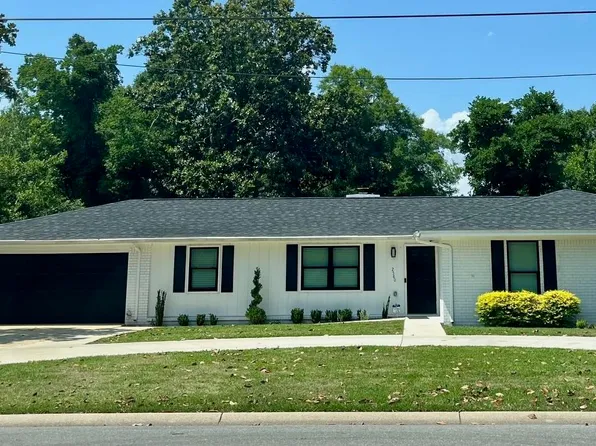 2580 Hallmark Dr, Pensacola, FL 32503