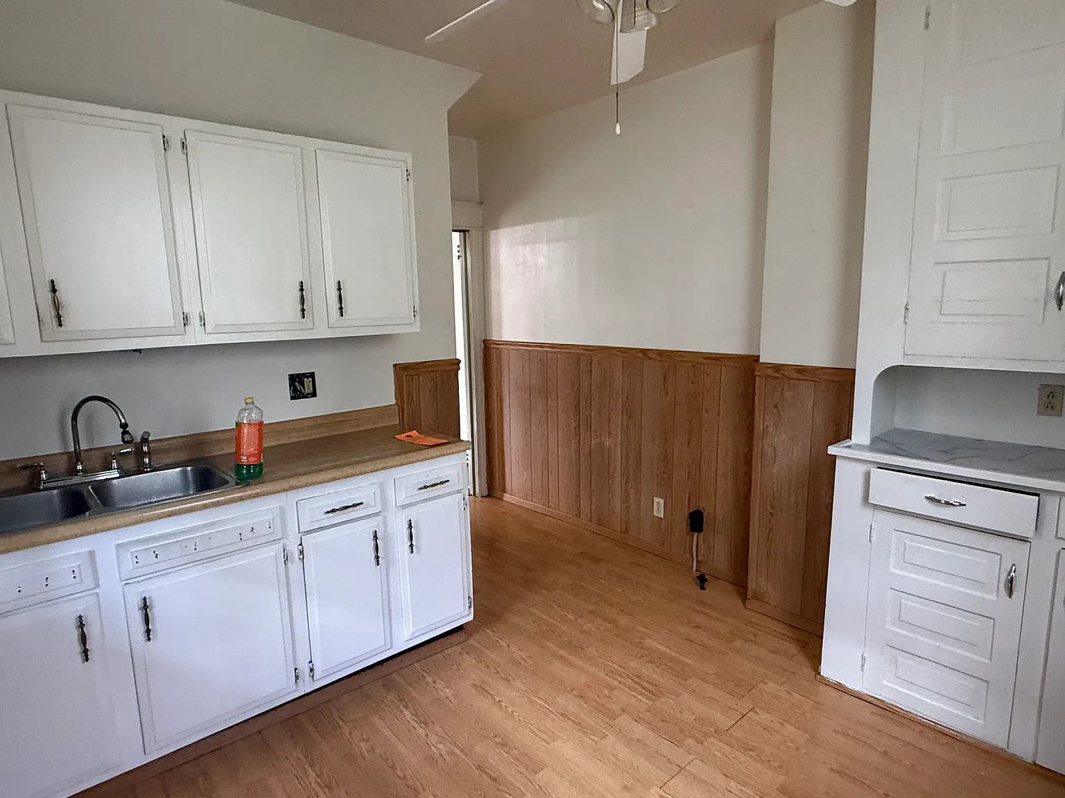 2 bed, 1200 sqft, $875 — Photo 2