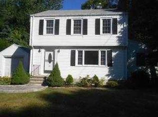 82 Evelyn St, Trumbull, CT 06611