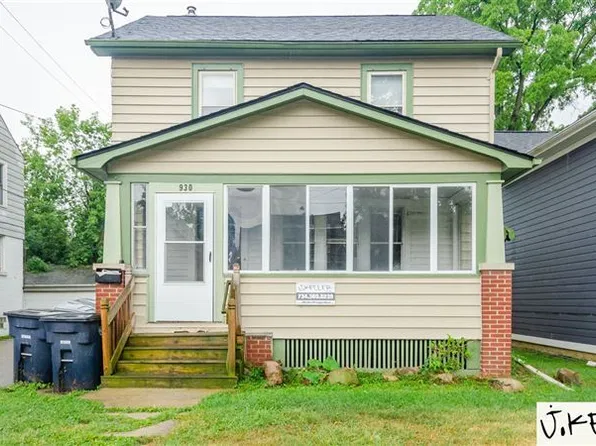 930 Woodlawn Ave, Ann Arbor, MI 48104