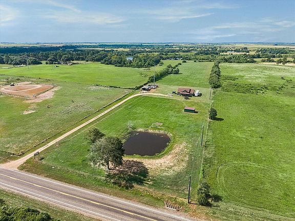 2nd image of 1687 Fm 949 Rd