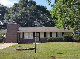 102 Raven St, Enterprise, AL 36330