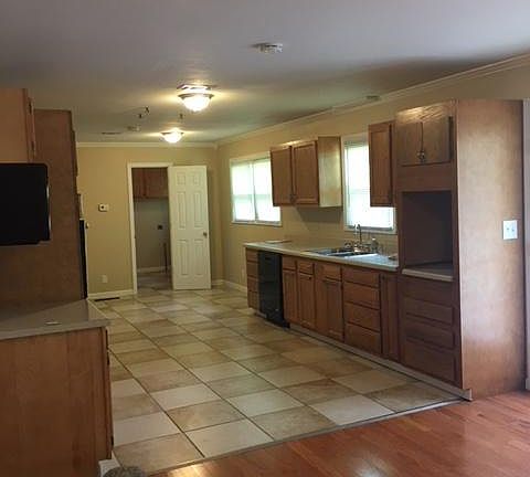 4th image of 4311 Hillswood Ln
