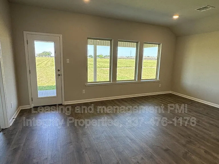 116 Romain Picard Dr — Photo 5