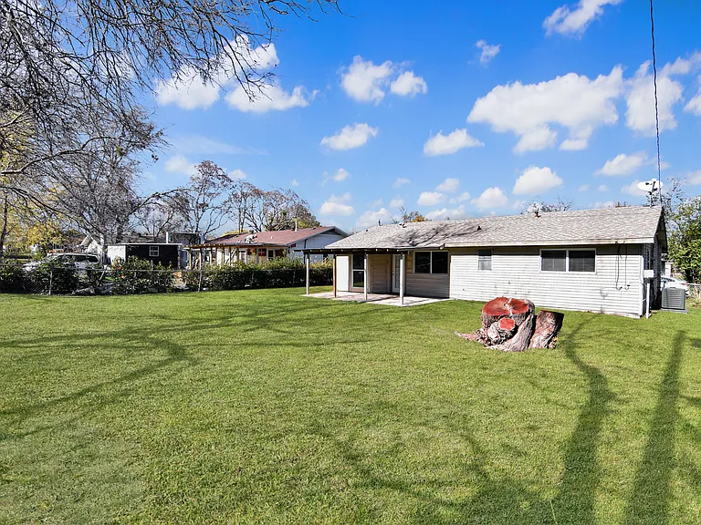 1206 Bonner Dr — Photo 16
