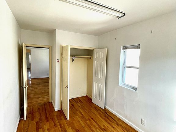 5th image of 14945 Elm Ave #2