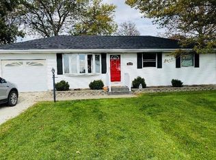 41015 N 470 East Rd, Rankin, IL 60960