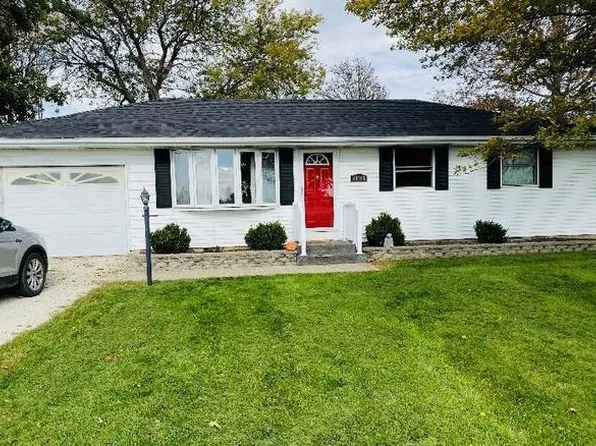 41015 N 470 East Rd, Rankin, IL 60960