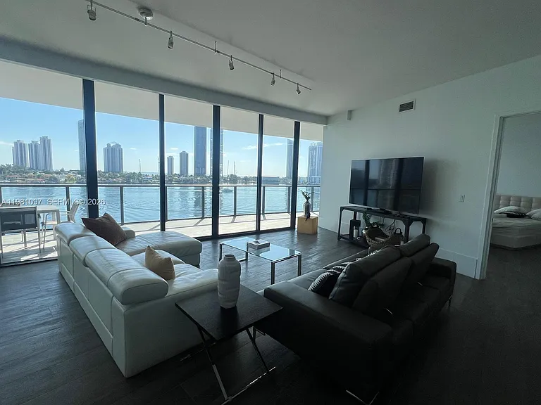 5500 Island Estates Dr #504 — Photo 33