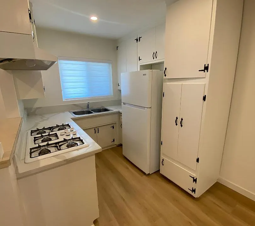 833 W Duarte Rd #12