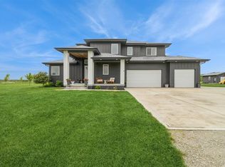 7124 43rd Ave, Norwalk, IA 50211