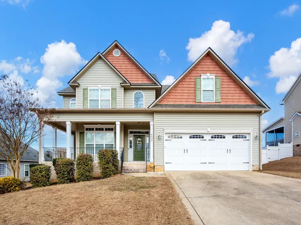 6030 Geranium Dr, Fayetteville, NC 28314