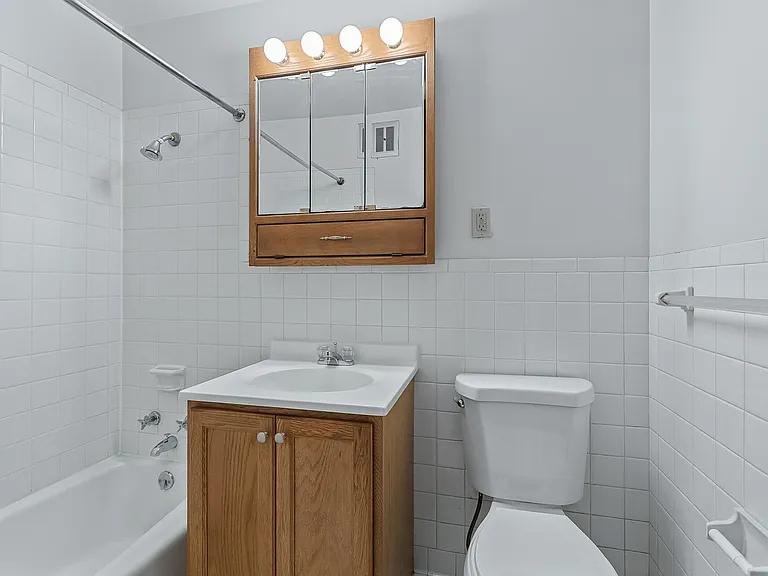 2417 Garfield Ave — Photo 21