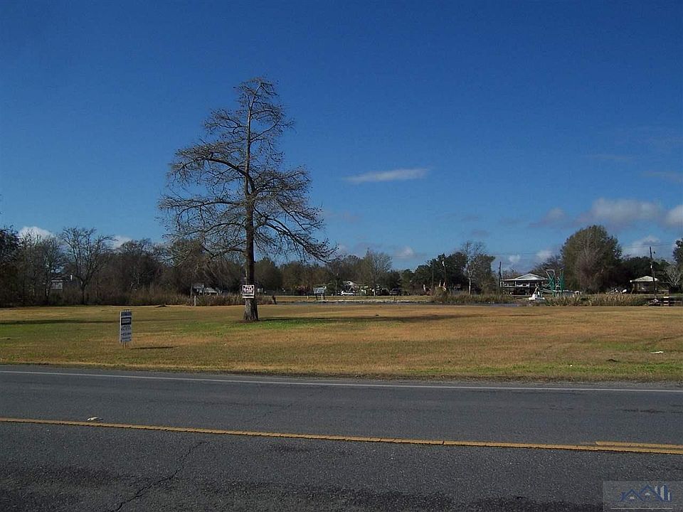 2nd image of 5006 Grand Caillou Rd