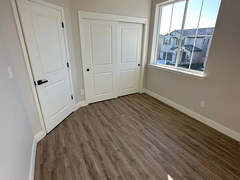 134 N Purdue Ave — Photo 15