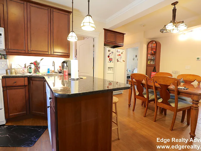 8 Delaware Pl #1 — Photo 10