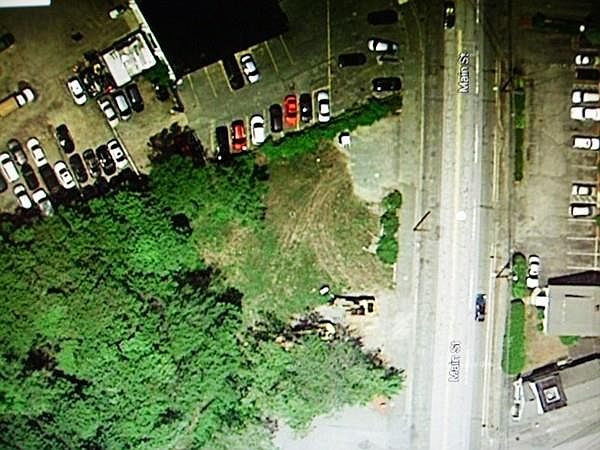 2nd image of 306 Main St