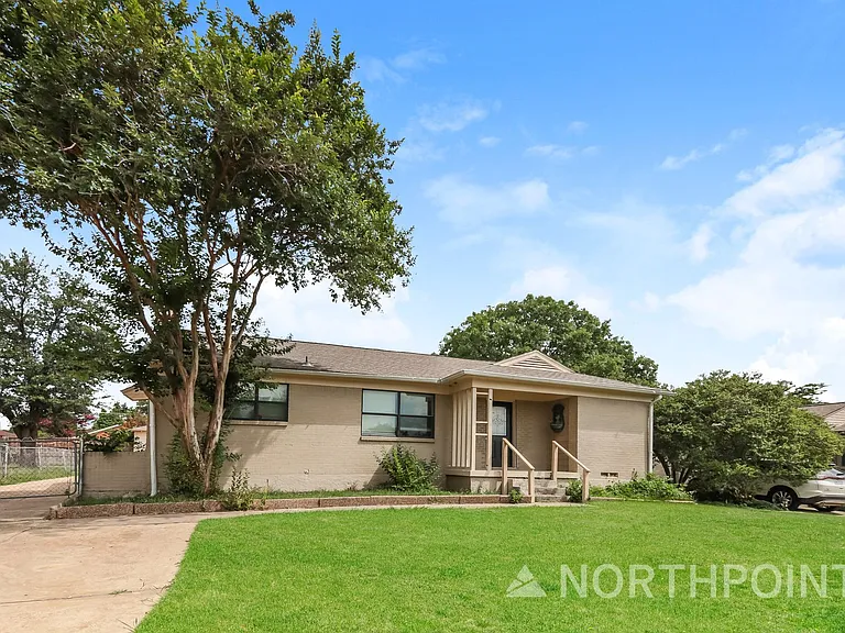 9946 Bowman Blvd — Photo 1