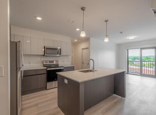 51 N Main St UNIT 404, Rochester, NH 03867