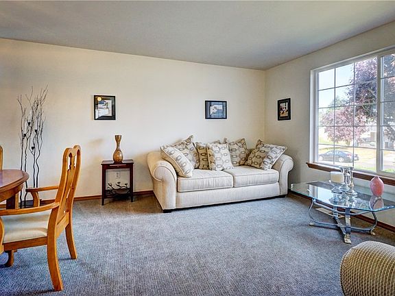 3rd image of 8815 Wakeman Dr SE