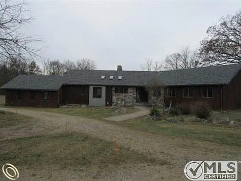 2620 Tiplady Rd photo 1