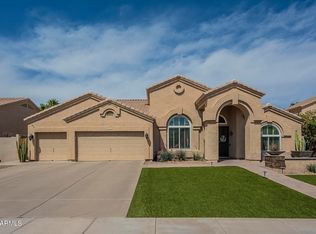 5900 W Orchid Ln, Chandler, AZ 85226