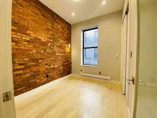 Rented by Aventana | media 20