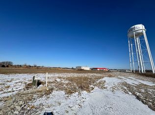 29 Blue Bird Pie Rd, Mitchell, IN 47446