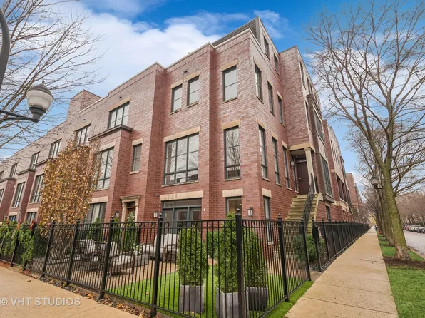 2721 N Hermitage Ave, Chicago, IL 60614