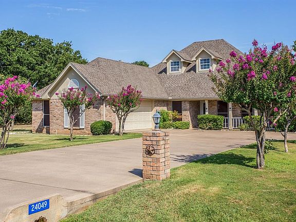 3rd image of 24049 Stonewood Dr
